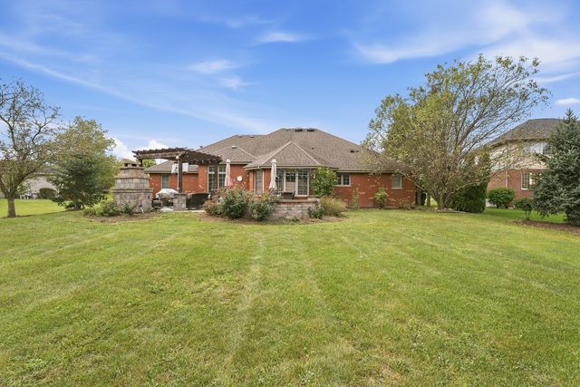 16243 W Blackhawk Drive, Lockport, IL 60441