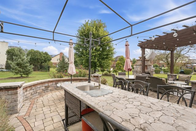 16243 W Blackhawk Drive, Lockport, IL 60441