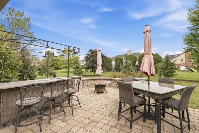 16243 W Blackhawk Drive, Lockport, IL 60441