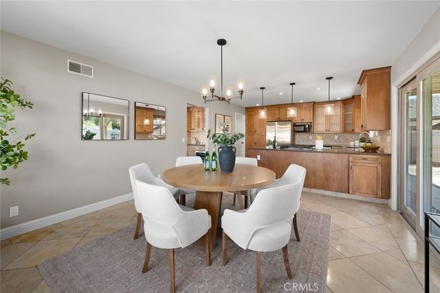 1736 Royal Court, San Luis Obispo, CA 93405