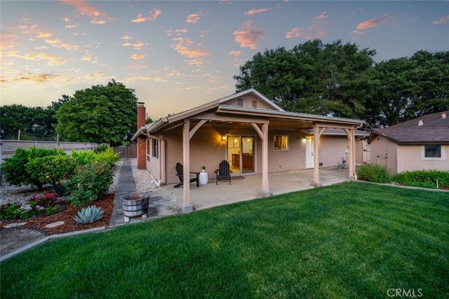 1736 Royal Court, San Luis Obispo, CA 93405
