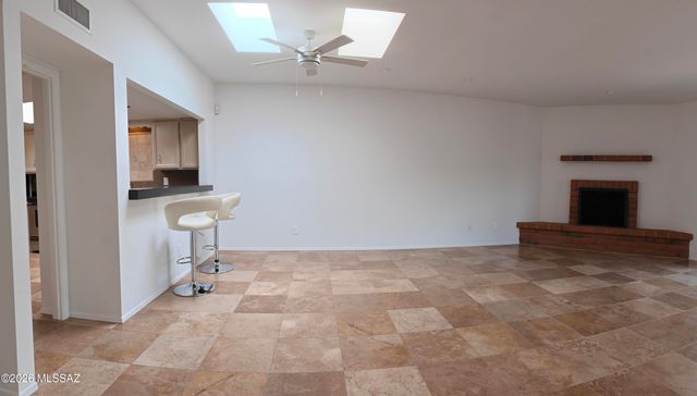 6887 E Via Vigna, Tucson, AZ 85750