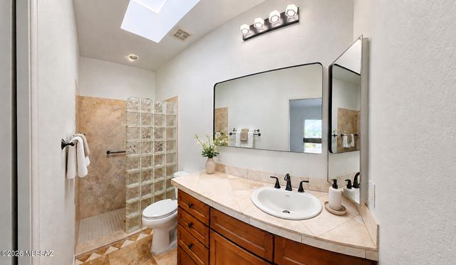 6887 E Via Vigna, Tucson, AZ 85750