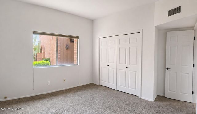 6887 E Via Vigna, Tucson, AZ 85750
