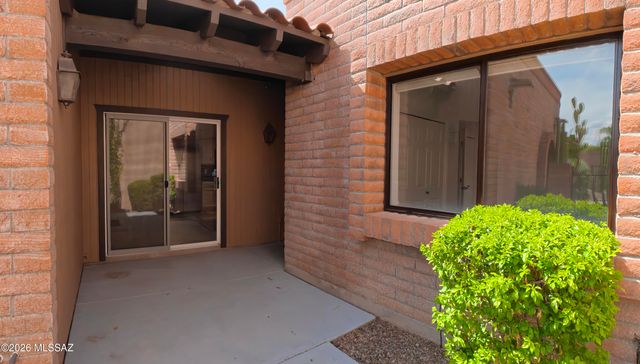 6887 E Via Vigna, Tucson, AZ 85750