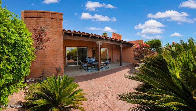 6887 E Via Vigna, Tucson, AZ 85750
