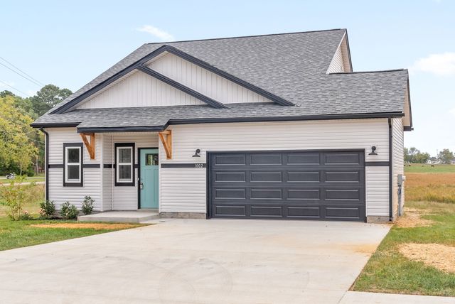 366 Galway Dr, Clarksville, TN 37042