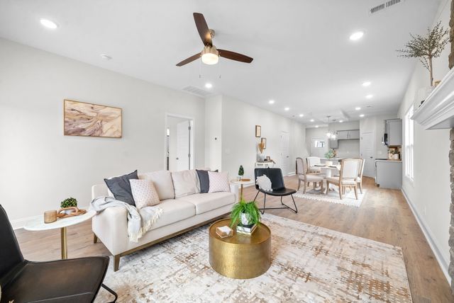 366 Galway Dr, Clarksville, TN 37042