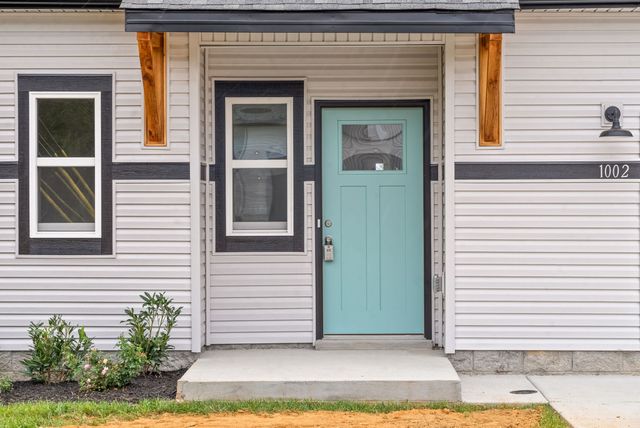 366 Galway Dr, Clarksville, TN 37042