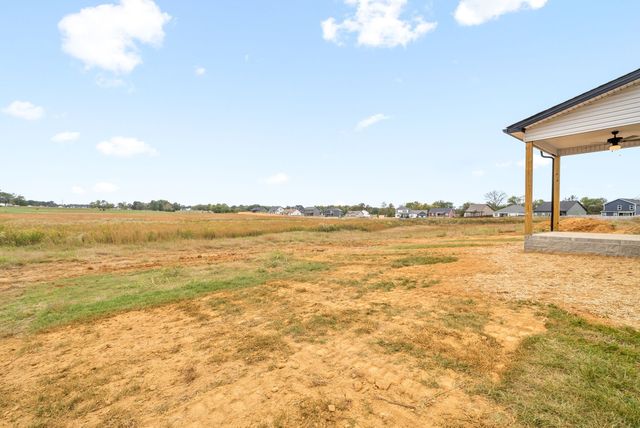 366 Galway Dr, Clarksville, TN 37042