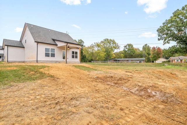 366 Galway Dr, Clarksville, TN 37042