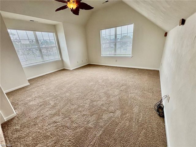 301 Lincoln RD, Chesapeake, VA 23320