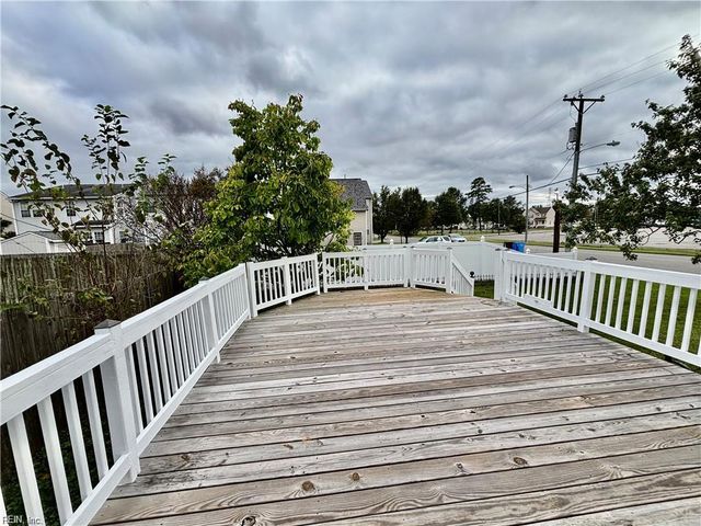 301 Lincoln RD, Chesapeake, VA 23320