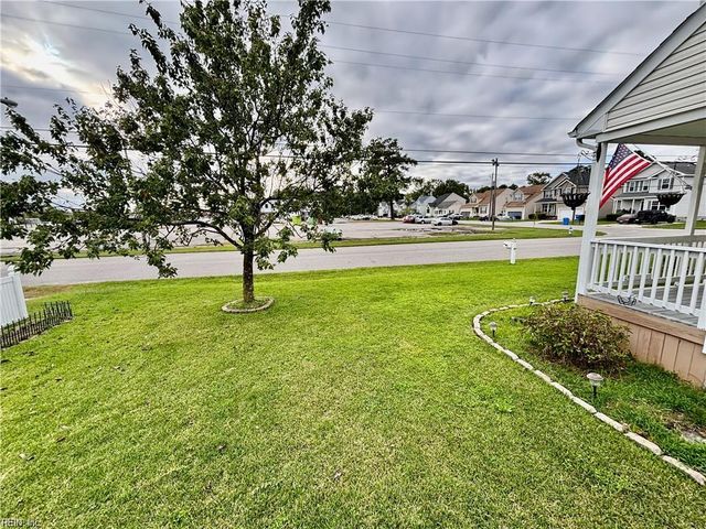 301 Lincoln RD, Chesapeake, VA 23320