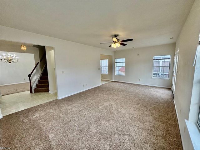 301 Lincoln RD, Chesapeake, VA 23320