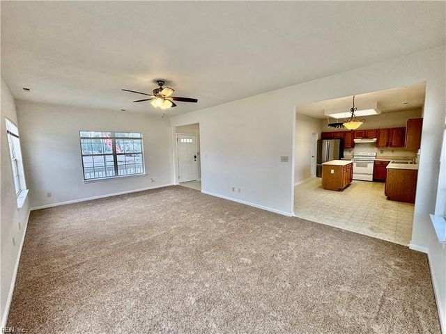 301 Lincoln RD, Chesapeake, VA 23320