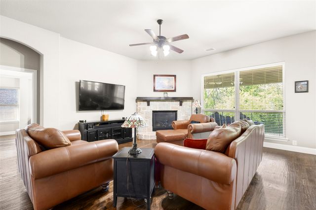 1016 Stanbridge Drive, Wylie, TX 75098