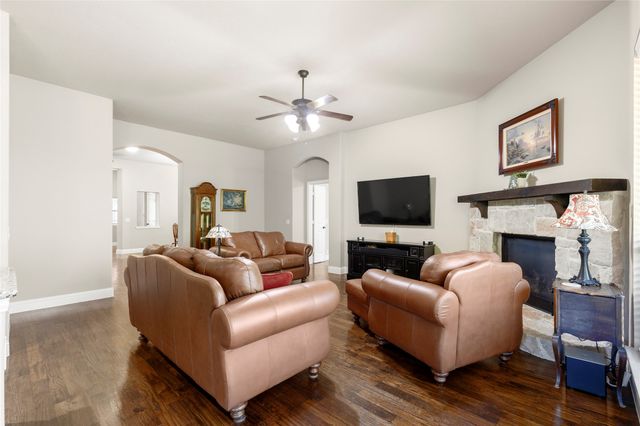 1016 Stanbridge Drive, Wylie, TX 75098