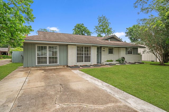 2707 Droxford Drive, Houston, TX 77008