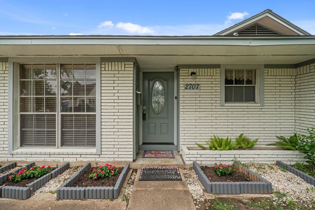 2707 Droxford Drive, Houston, TX 77008