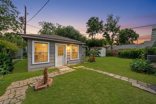 2707 Droxford Drive, Houston, TX 77008
