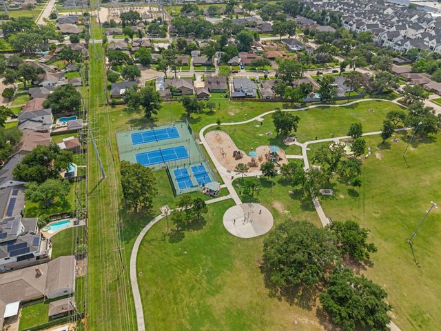 2707 Droxford Drive, Houston, TX 77008