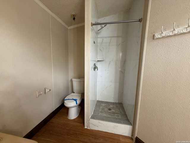 22819 Grand Spg, Elmendorf, TX 78112