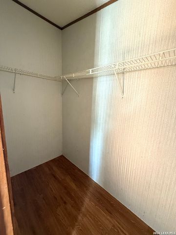 22819 Grand Spg, Elmendorf, TX 78112