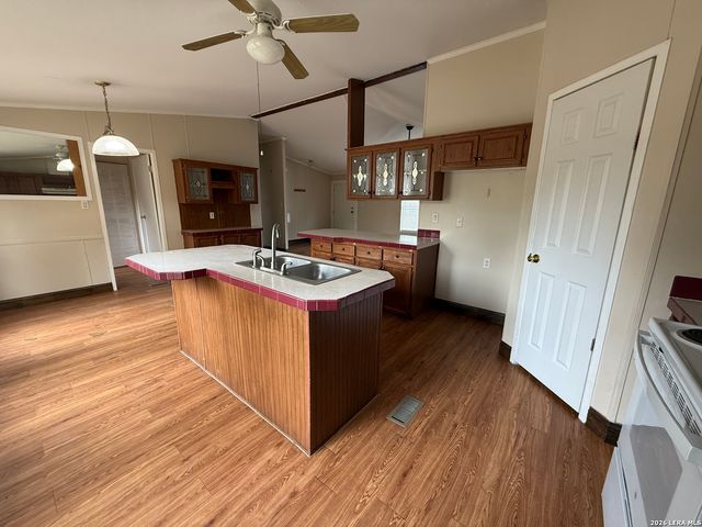 22819 Grand Spg, Elmendorf, TX 78112
