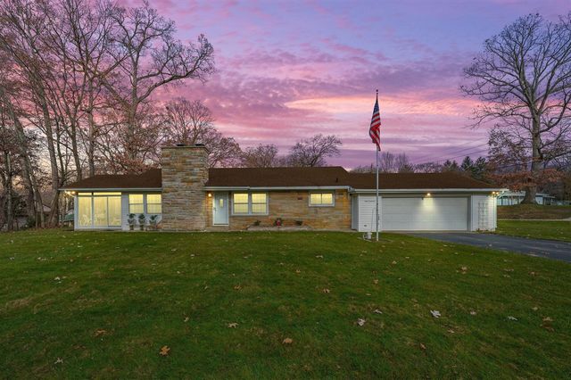 1225 Country Club Drive, Niles, MI 49120