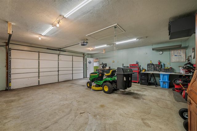 1225 Country Club Drive, Niles, MI 49120