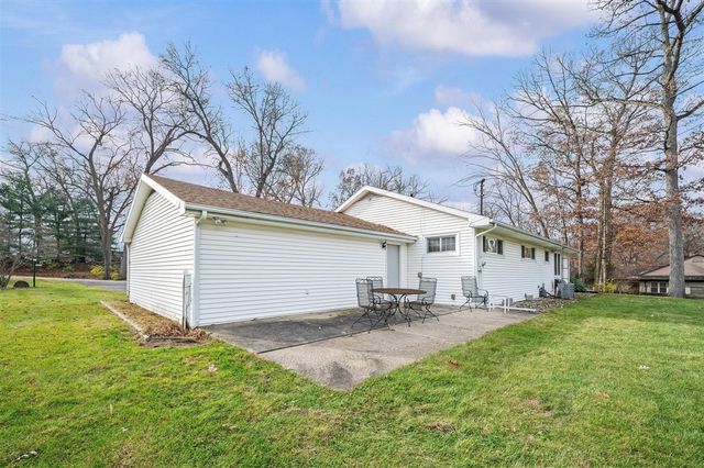 1225 Country Club Drive, Niles, MI 49120