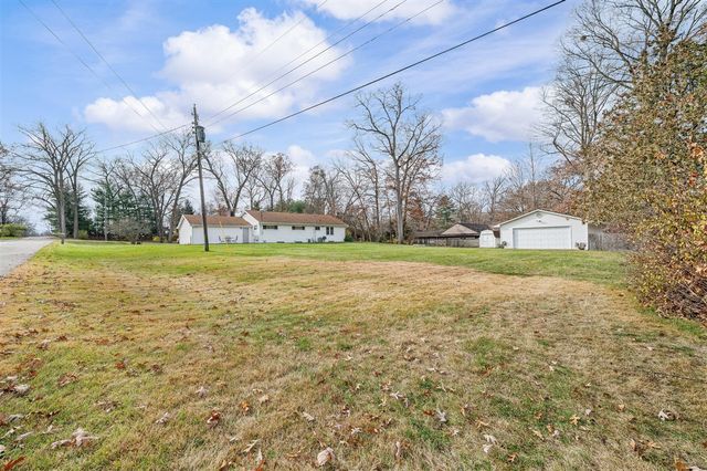 1225 Country Club Drive, Niles, MI 49120