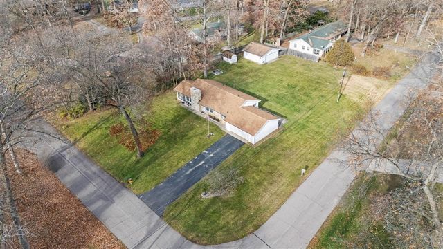 1225 Country Club Drive, Niles, MI 49120