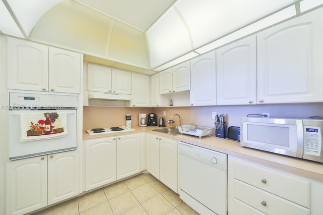 19370 Collins Ave 622, Sunny Isles Beach, FL 33160