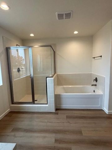 1276 Catherdral Court S, Madera, CA 93636