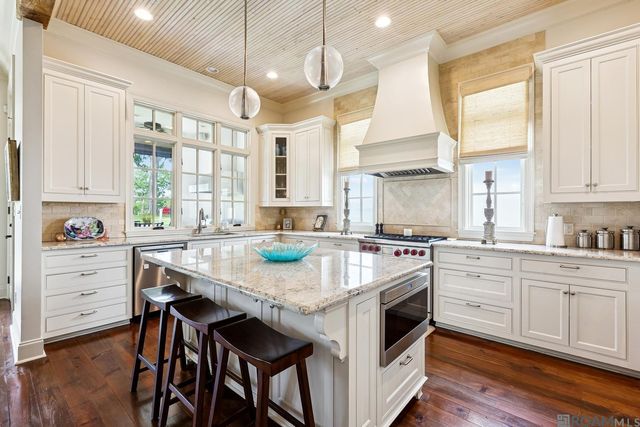 18560 Amen Corner, Baton Rouge, LA 70810