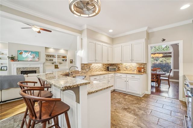 102 Lockmere Court, Easley, SC 29642