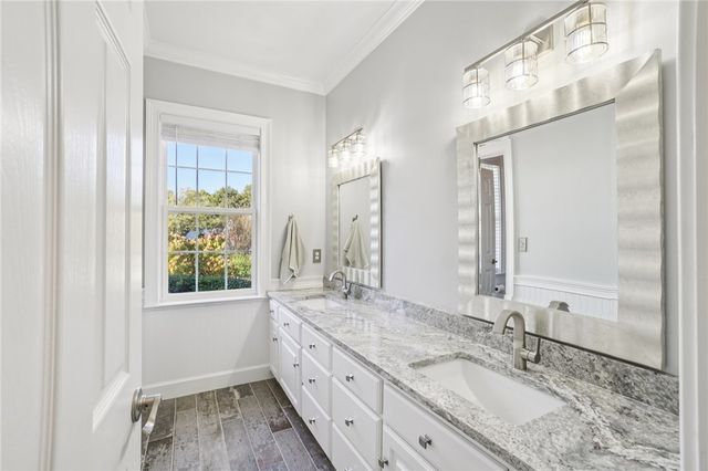 102 Lockmere Court, Easley, SC 29642