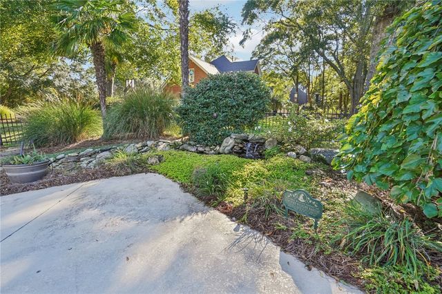 102 Lockmere Court, Easley, SC 29642