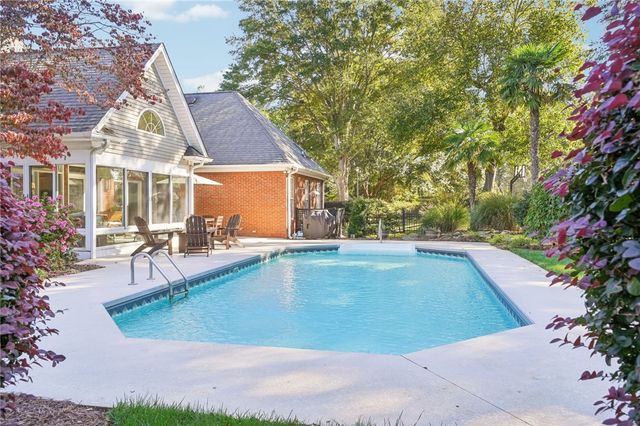 102 Lockmere Court, Easley, SC 29642