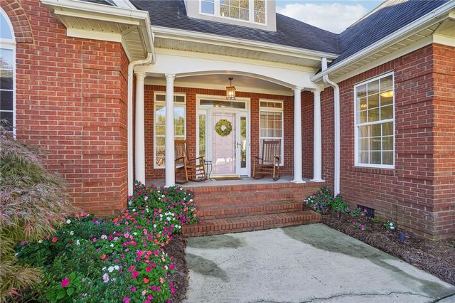 102 Lockmere Court, Easley, SC 29642