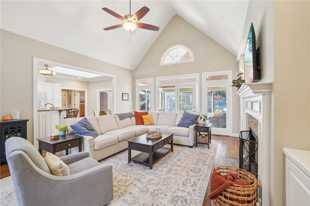 102 Lockmere Court, Easley, SC 29642