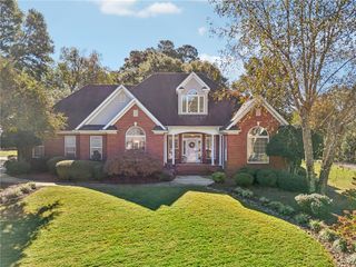 102 Lockmere Court, Easley, SC 29642