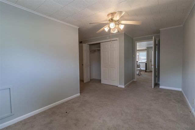 428 W Claude Street W, Lake Charles, LA 70605