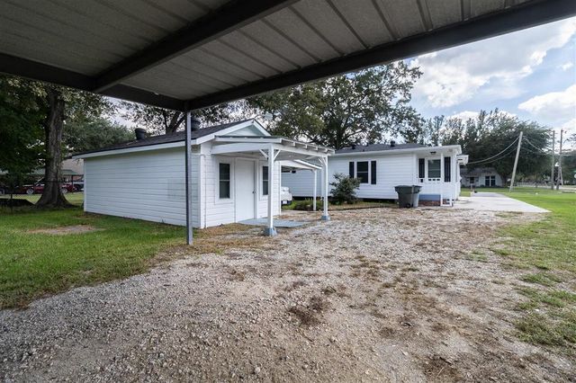 428 W Claude Street W, Lake Charles, LA 70605