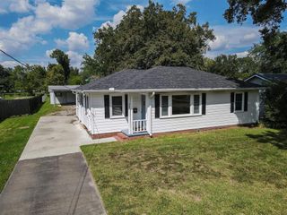 428 W Claude Street W, Lake Charles, LA 70605