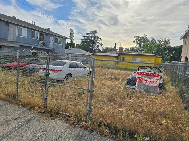 5716 Willowcrest, North Hollywood, CA 91601
