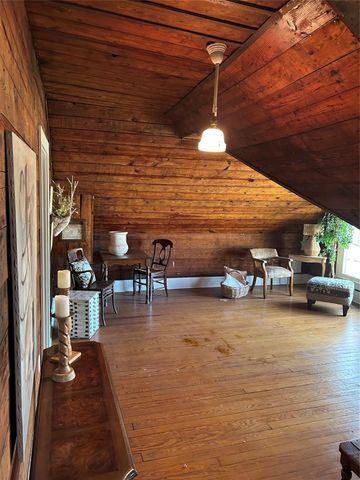 1738 Lamar Avenue, Paris, TX 75460