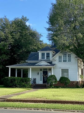 1738 Lamar Avenue, Paris, TX 75460